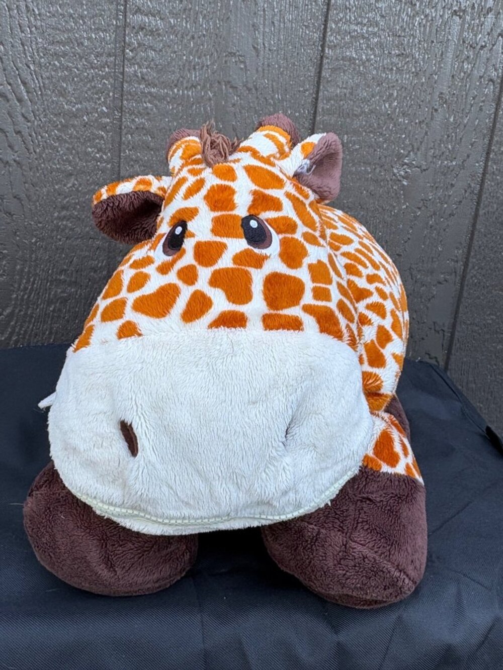Stuffies Sky The Giraffe Plush Toy Stuffed Animal Plush Hidden Pockets 22" 2011